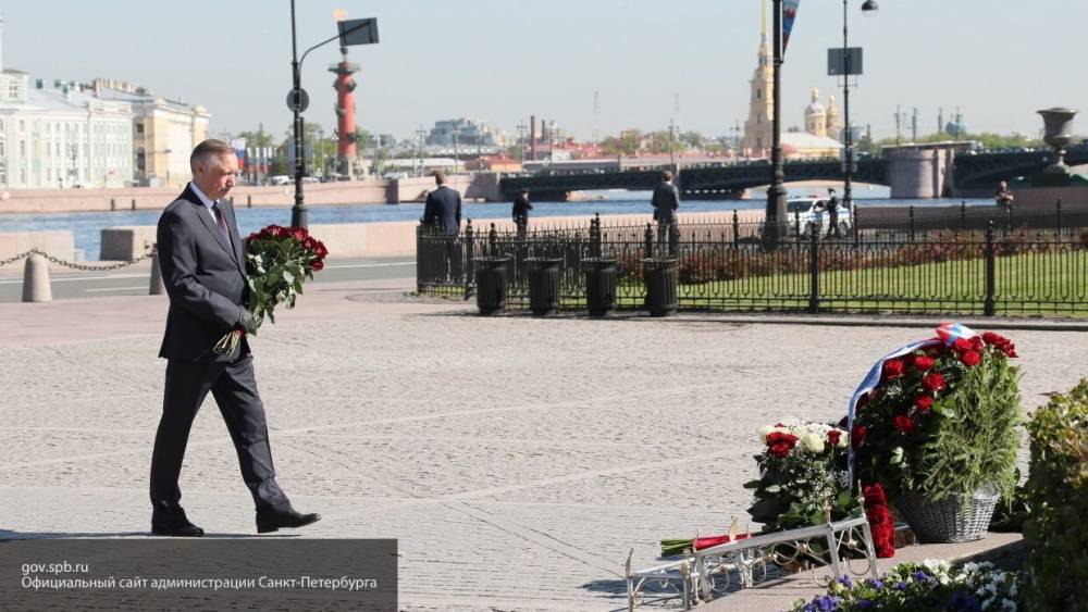 Петр Первый - Александр Гуцан - Сергей Литвиненко - Вячеслав Макаров - Беглов и Матвиенко возложили цветы к памятнику Петру Первому в день основания Петербурга - inforeactor.ru - Россия - Санкт-Петербург - окр.Сзфо