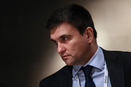 Владимир Зеленский - Павел Климкин - На Украине заподозрили Россию в подготовке военных провокаций - lenta.ru - Россия - Украина