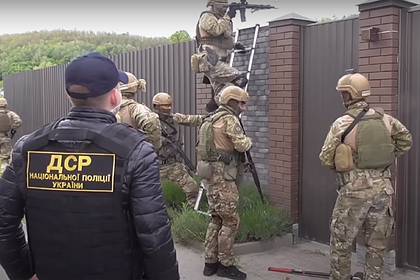 Полицейские нашли у вора в законе Недели общак с 28 миллионами рублей - lenta.ru - Украина - Киев