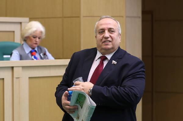Франц Клинцевич - В Совфеде увидели в коронавирусе выгоду для мирового капитализма - govoritmoskva.ru - Москва