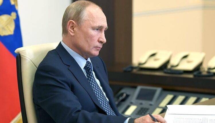 Владимир Путин - Сергей Собянин - Путин проводит совещание с Собяниным. Трансляция - newtvnews.ru - Москва - Россия