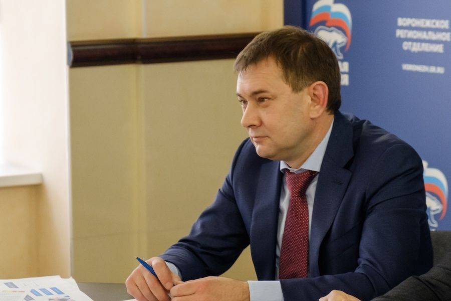 Владимир Нетесов - Сергей Перминов - Более миллиона избирателей зарегистрировались для участия в предварительном голосовании «Единой России» - moe-online.ru - Россия - Воронеж - Воронежская обл.