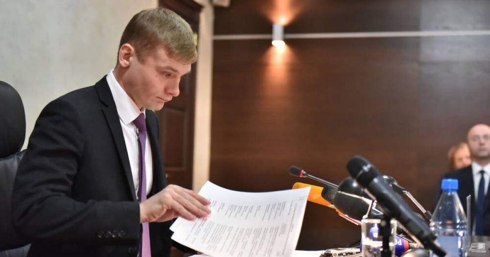 Валентин Коновалов - Глава Хакасии сократил число потенциальных получателей президентских пособий на детей от 3 до 7 лет - readovka.news - респ. Хакасия