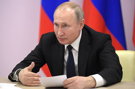 Владимир Путин - Валерий Фальков - Путин призвал уделить особое внимание трудоустройству выпускников вузов - pnp.ru