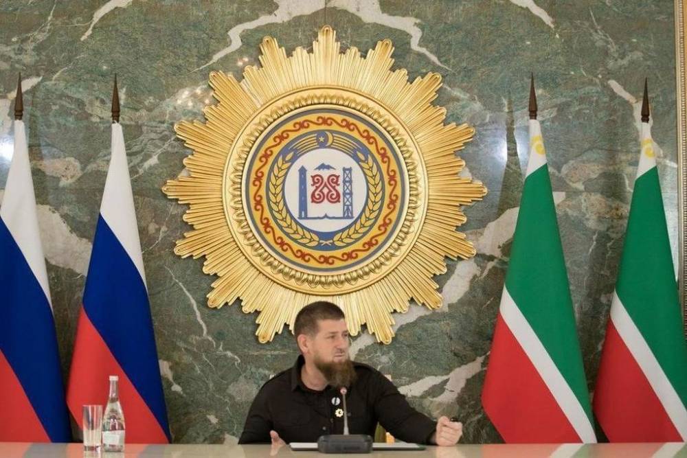 Рамзан Кадыров - Ахмед Дудаев - Кадыров рассказал о коронавирусе: Не имею права заболеть?! - mk.ru - Москва - респ. Чечня