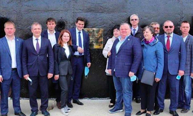 Игорь Володин - Губернатор Свердловской области пожурил чиновников и депутатов: ни масок, ни социальной дистанции - bloknot.ru - Екатеринбург - Свердловская обл.