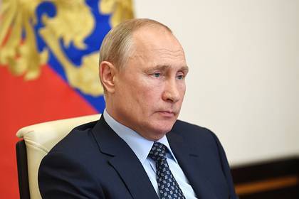 Владимир Путин - Путин согласился платить безработным россиянам втрое больше - lenta.ru - Россия