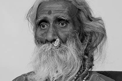 Якобы отказавшийся от еды и воды на 70 лет йог умер в 90 лет - lenta.ru - Индия - Jakarta