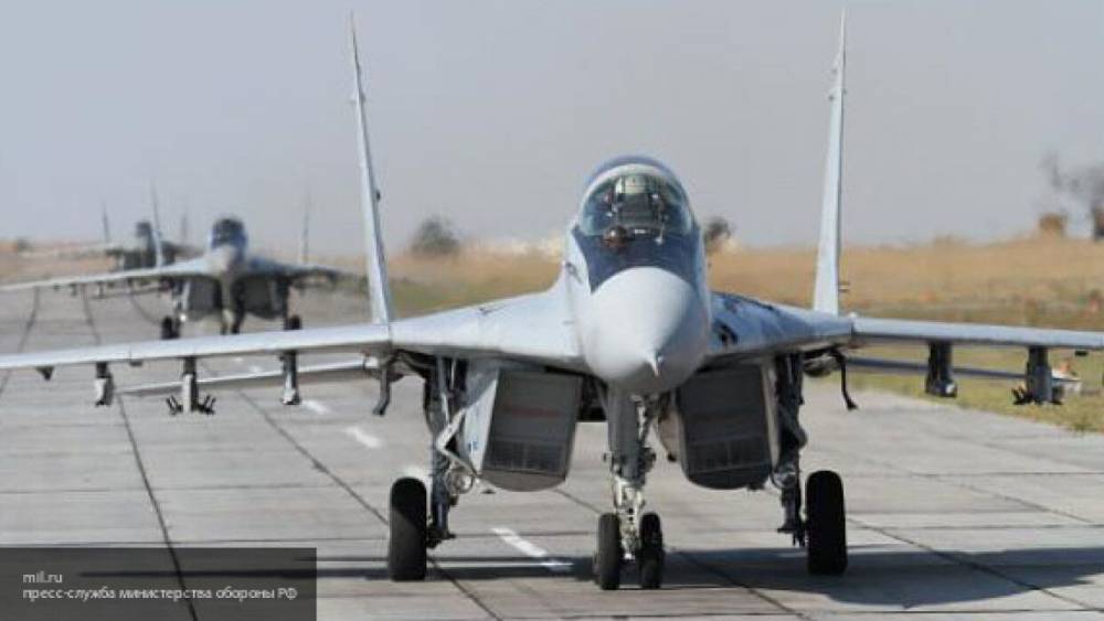 Виктор Бондарев - Бондарев: заявление Африкома о российских МиГ-29 в Ливии являются глупостью - polit.info - Россия - США - Ливия