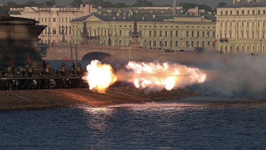 Александр Беглов - Петр Первый - День города онлайн, богослужение без масок и нарушения на 66 млрд: Петербург 27 мая - dp.ru - Санкт-Петербург