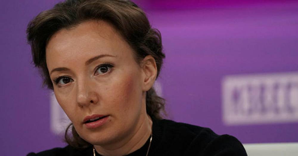 Анна Кузнецова - Не навреди: Кузнецова оценила возможность ношения масок на ЕГЭ - ren.tv - Россия