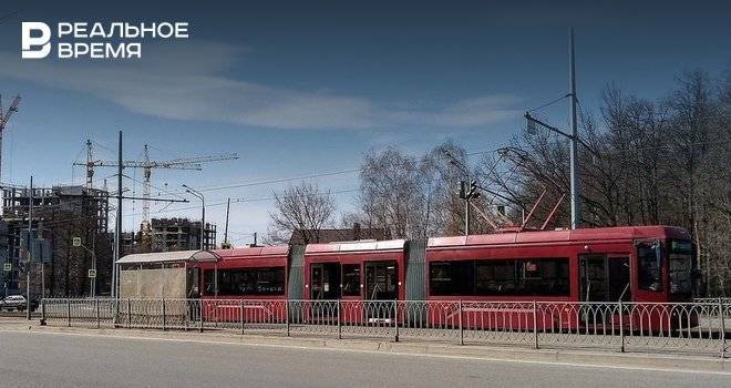 Илья Репин - В Казани водитель трамвая призвала автомобилистов к осторожности на дорогах: у трамвая рельсы и вес 20 тонн - realnoevremya.ru - Казань - Татарстан