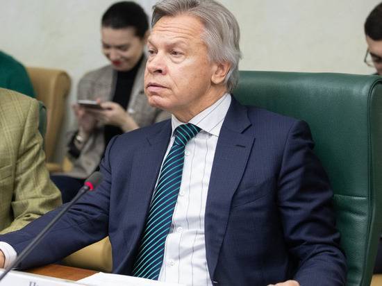 Алексей Пушков - Андрей Мельник - Герхард Шредер - Пушков прокомментировал слова экс-канцлера Германии об украинском после-карлике - newtvnews.ru - Украина - Германия - Берлин