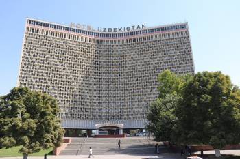 Сингапурская Bashan pte ltd выкупила 80,1% гостиницы "Узбекистан" за 23,2 миллиона долларов - podrobno.uz - Англия - Узбекистан - Турция - Эмираты - Ташкент - Сингапур - Сингапур