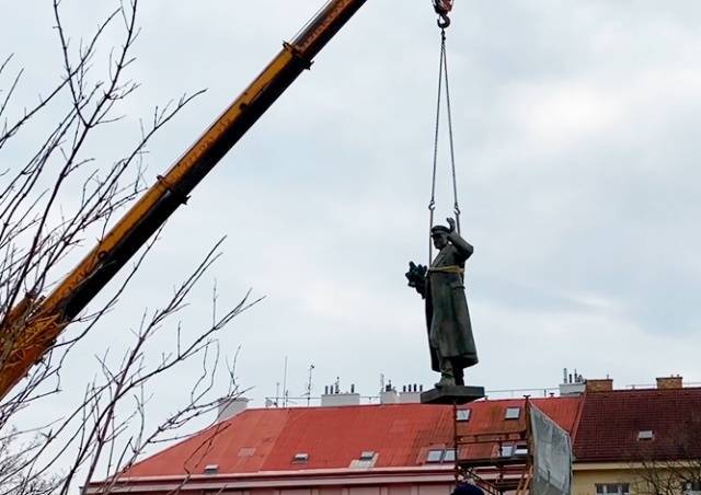 Светлана Петренко - Иван Конев - В России возбудили уголовное дело из-за демонтажа памятника Коневу в Праге - vinegret.cz - Россия - Чехия - Прага