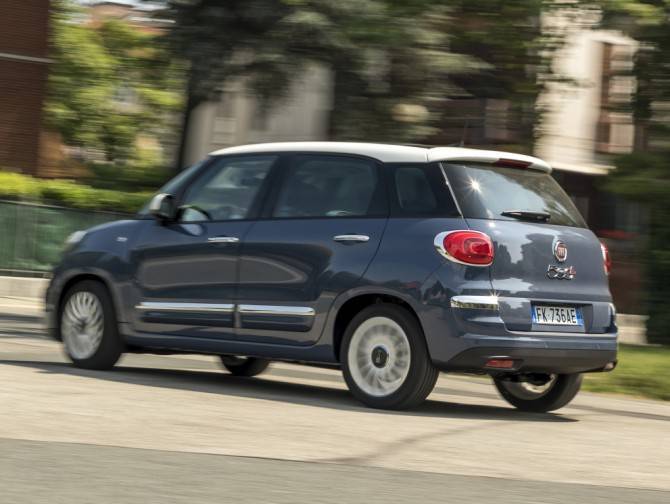 Fiat откажется от производства комактвэна 500L - autostat.ru
