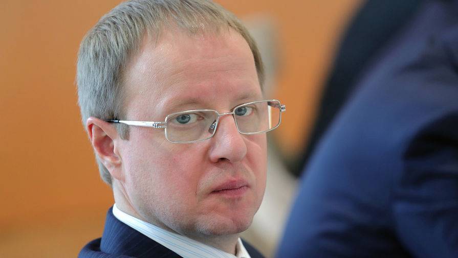 Виктор Томенко - На Алтае продлили запрет на работу санаториев и турбаз - gazeta.ru - Алтайский край - респ. Алтай