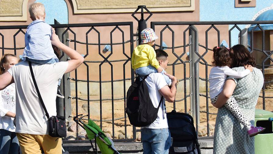 Больше четверти родителей мечтают отправить детей в школу или садик - gazeta.ru