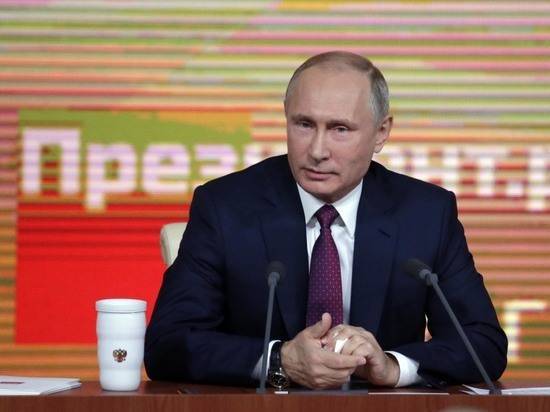 Владимир Путин - Наталия Губернаторова - Глава ФОМ назвал основные атрибуты «эпохи Путина» - newtvnews.ru - Россия - Крым