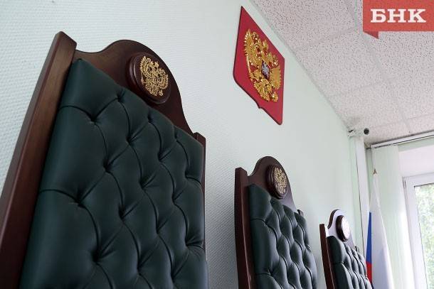 Виктор Бобыря - В Сыктывкаре будут судить расклейщика объявлений - bnkomi.ru - респ. Коми - Сыктывкар