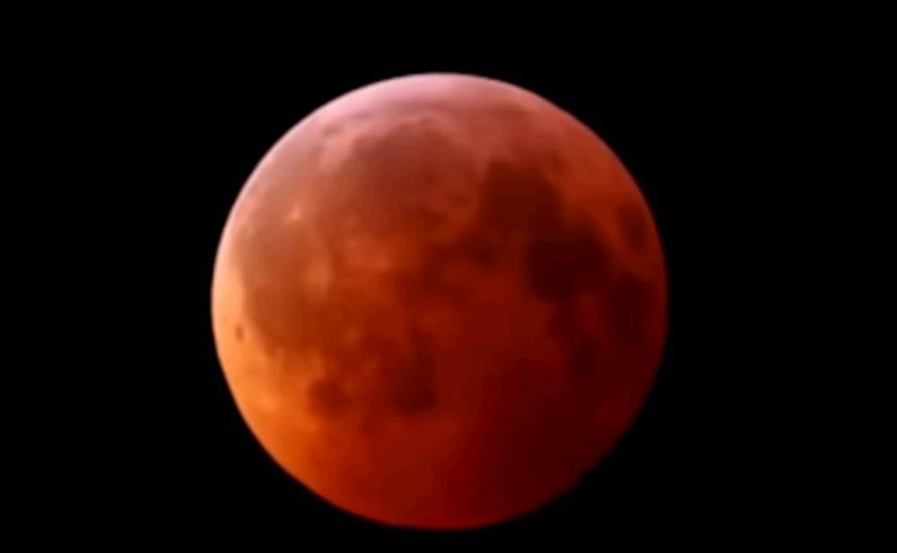 Астрологи предупредили об опасности лунного и солнечного затмений в июне - vm.ru