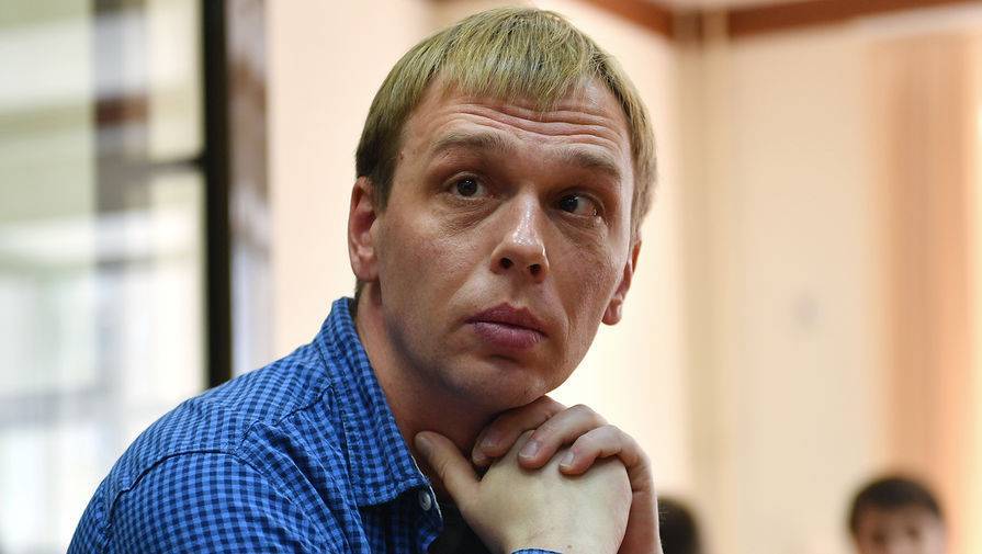 Иван Голунов - Суд рассмотрит просьбу следствия о продлении ареста полицейским из «дела Голунова» - gazeta.ru