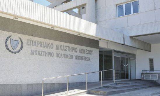Семейный подряд: тесть и зять украли 16 000 масок - vkcyprus.com - Никосия - Лимассол