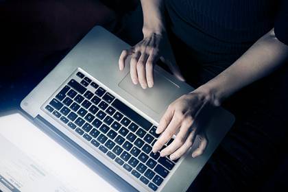 В России предложили ужесточить наказание за склонение к наркотикам в интернете - lenta.ru - Россия