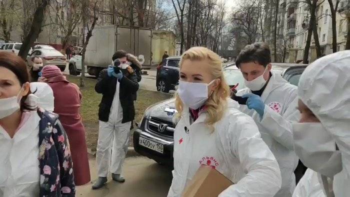 Волонтеров «Альянса врачей» оштрафовали за доставку в Новгород медицинских масок - theins.ru - Москва - Новгородская обл. - Великий Новгород