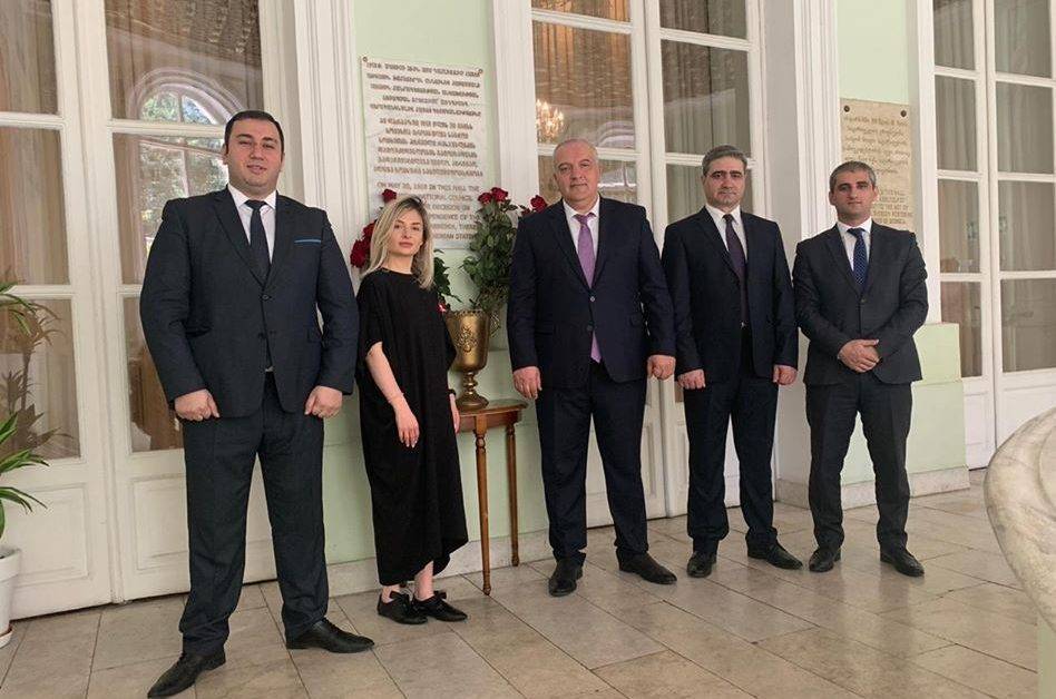 Посол Армении посетил место подписания Декларациии независимости в Тбилиси - newsgeorgia.ge - Армения - Грузия - Тбилиси - Азербайджан