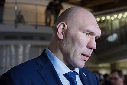 Николай Валуев - Валуев ответил на призыв «свалить из Госдумы, пока живой» - lenta.ru
