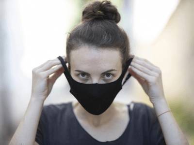 Лариса Алексеева - Дерматолог назвала маски, на которые не будет аллергии - live24.ru - Москва