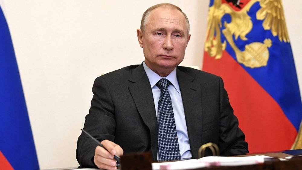 Владимир Путин - Защитить трудящихся и безработных: какие новые меры поддержки анонсировал президент​​​​​​​ - riafan.ru - Москва - Россия