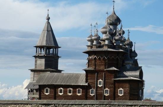 Зарина Догузова - Ростуризм определит этапы открытия регионов России для туризма - pnp.ru - Россия