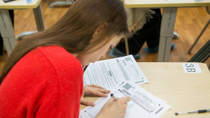Петербургские школьники будут сдавать ЕГЭ с 3 по 25 июля - piter.tv