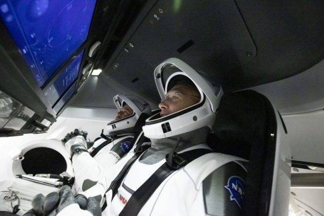 Илон Маск - Crew Dragon - SpaceX перенес первую коммерческую миссию NASA с космонавтами в капсуле Crew Dragon на 30 мая - usa.one - шт.Флорида