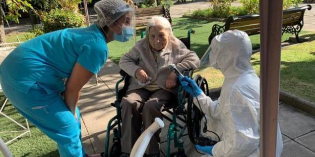 В Чили 111-летняя женщина вылечилась от COVID-19 - prm.ua - Чили