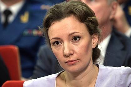 Анна Кузнецова - Детский омбудсмен предложила создать реестр педофилов - lenta.ru - Россия