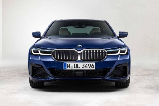 Новые BMW 5 серии и 6 серии GT доступны для заказа в России - autostat.ru - Россия - Германия