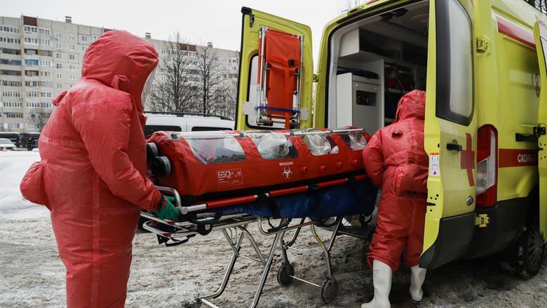 Рекордную суточную смертность от коронавируса зафиксировали в России - newizv.ru - Москва - Россия