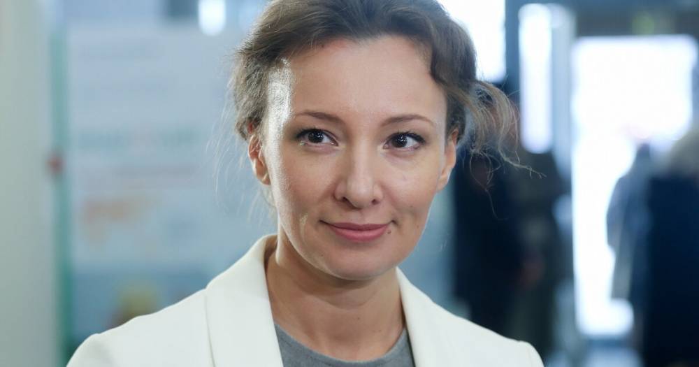 Анна Кузнецова - Детский омбудсмен при президенте РФ предложила сократить финансирование клиник, проводящих аборты - readovka.news - Россия