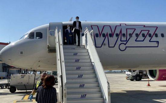 Яннис Карусос - Wizz Air объявила летнее расписание полетов - vkcyprus.com - Венгрия - Кипр