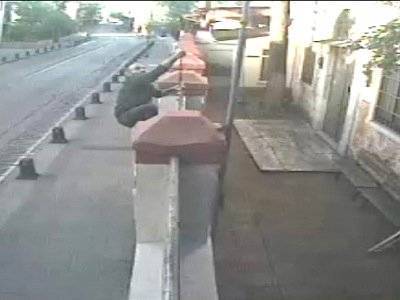 Полиция Стамбула задержала человека, сорвавшего крест с двери церкви «Сурб Григор Лусаворич» - news.am - Армения - Стамбул