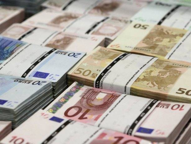 Валдис Домбровскис - Кто проест помощь ЕС на Украине – аппарат, армия или народ - vpk-news.ru - Украина