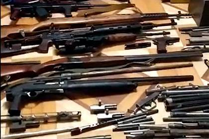 Пойманный ФСБ парикмахер оказался подпольным торговцем оружия - lenta.ru - Санкт-Петербург