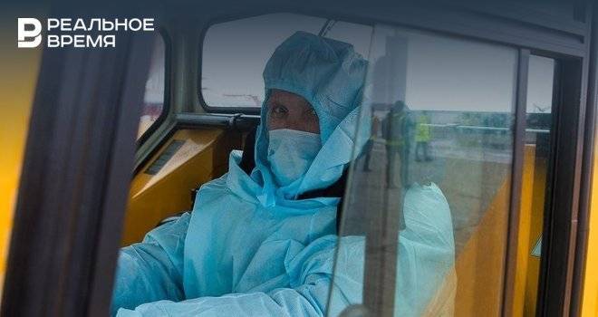 Владимир Путин - Андрей Пудов - Медикам, лечащим пациентов с COVID-19, при расчете пенсии день засчитают за три - realnoevremya.ru - Россия