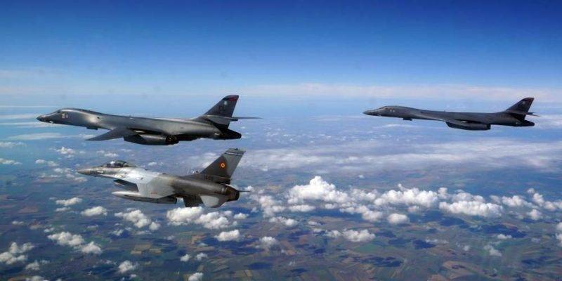 Впервые в истории американские бомбардировщики B-1B пролетели над Киевом - usa.one - Россия - США - Украина - Киев - Турция - Румыния - Польша