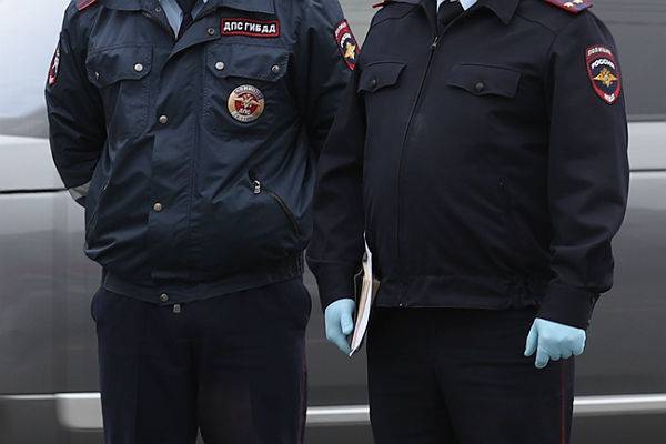 В Марий Эл женщина укусила полицейского за замечание об отсутствии маски - trud.ru - Россия - респ. Марий Эл