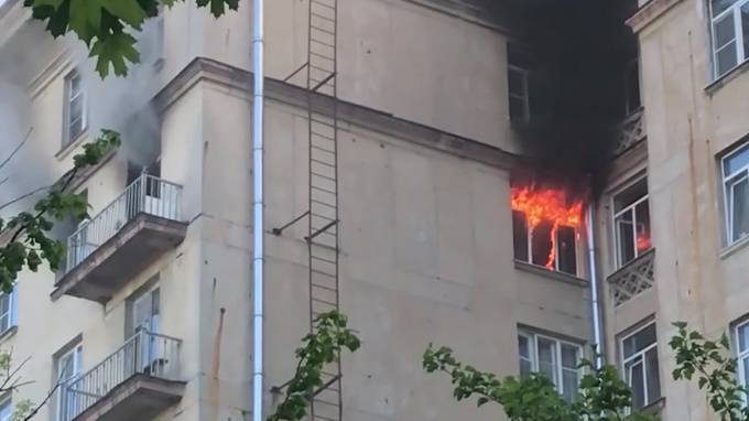 Спасатели дважды выезжали на один адрес в Московском районе - piter.tv - Санкт-Петербург - р-н. Московский