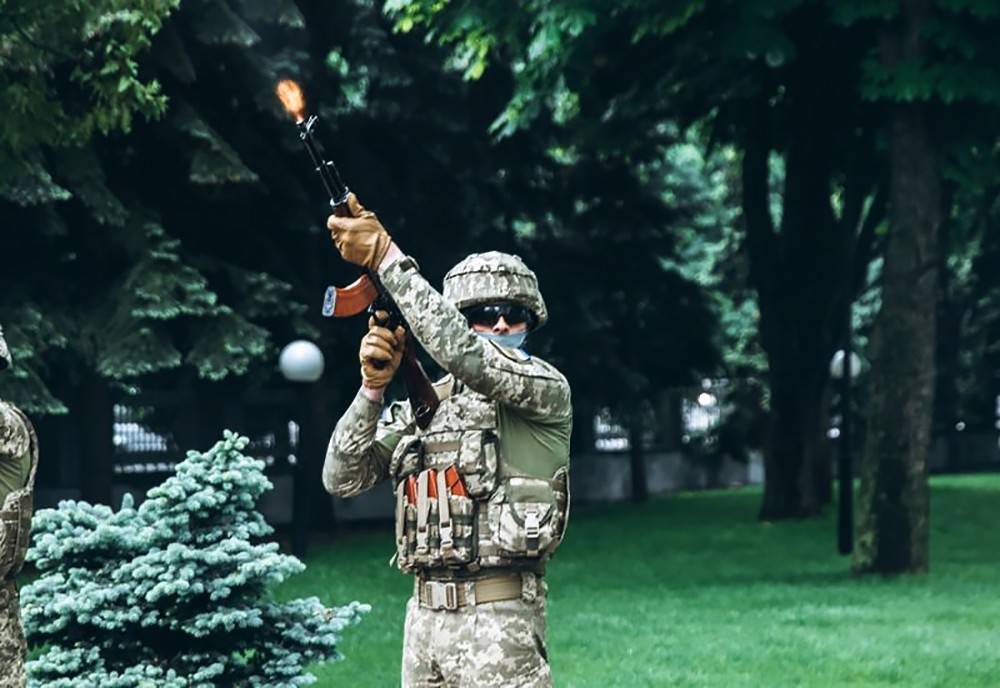 Под Киевом около 100 человек устроили стрельбу - tvc.ru - Украина - Киев - Винницкая обл. - Бровары